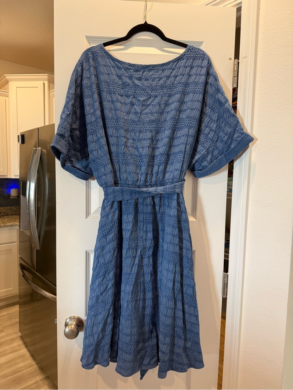 BloomChic Textured Blue V-Neck Midi Dress with Tie Waist - Picture 6 of 6